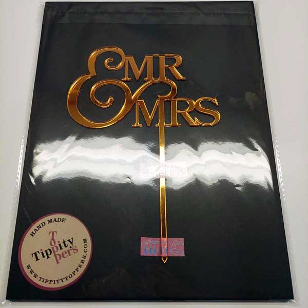 Custom Mr&Mrs wedding cake topper with last name, made from laser-cut mirror gold acrylic