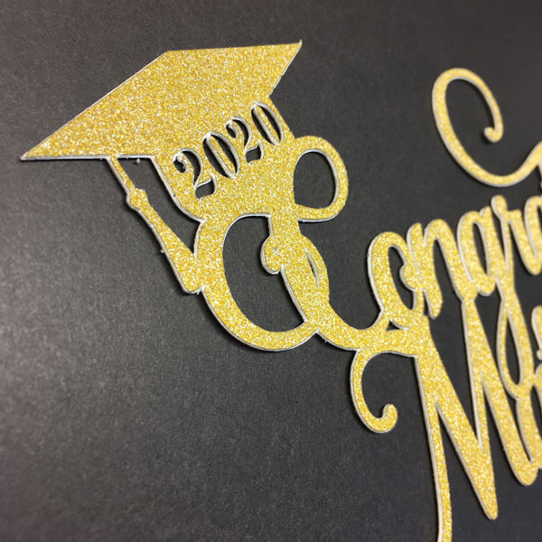 Personalized Graduation Cake Topper Incluides Name and Year