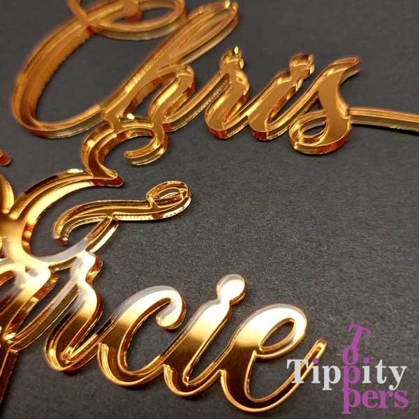Cake topper de mariage personnalise avec le noms des couples
