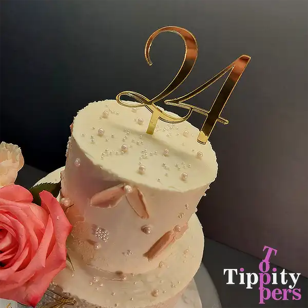 Cake charm de mariage en acrylique personnalisé avec le initiales des couples et topper