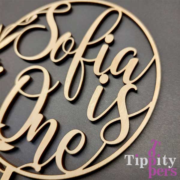 Cake topper en bois pour le premiere anniversaire